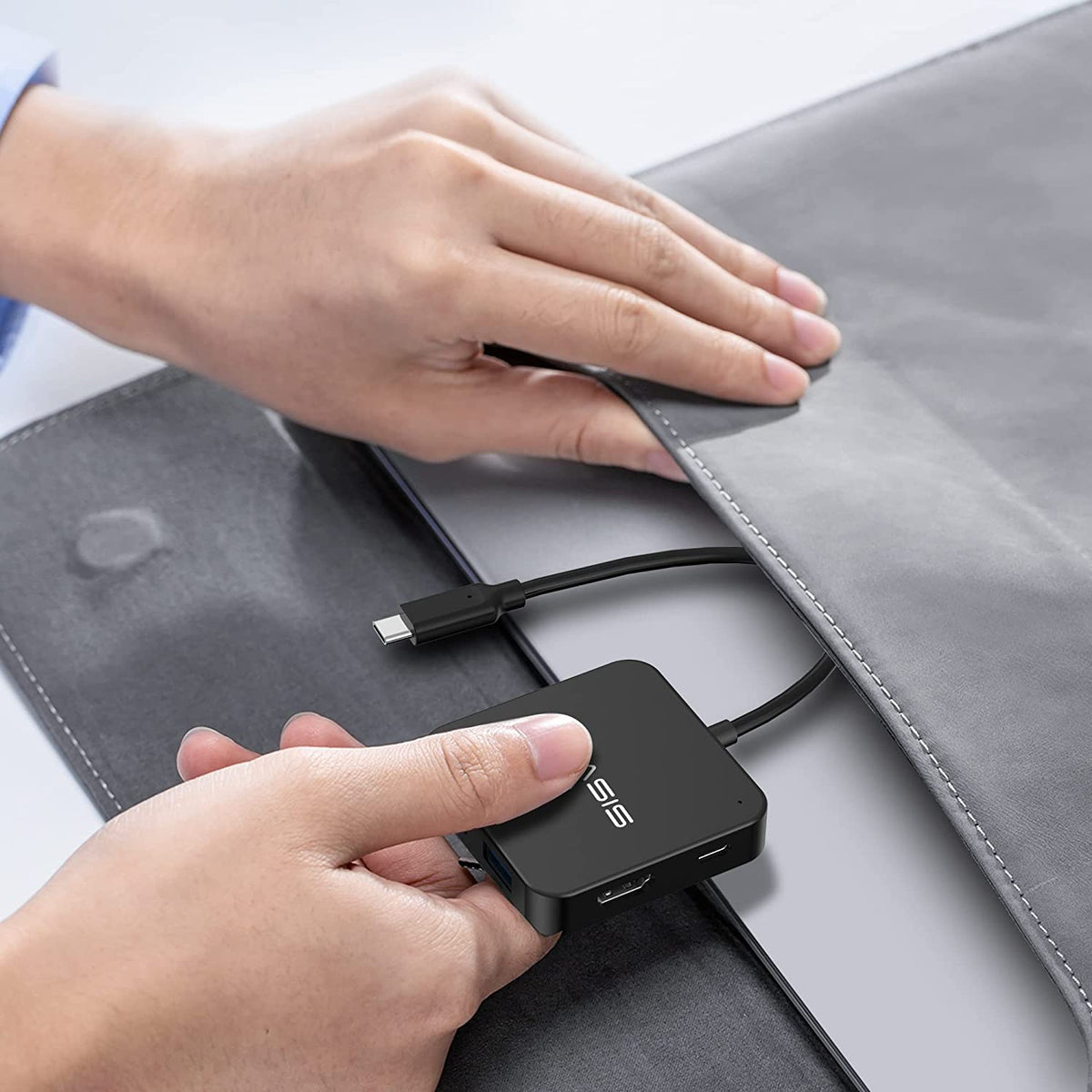  USB-C Hub Multiport Amman Jordan Smart Home Teqane.com موزع يو اس بي سي متعدد المنافذ المنزل الذكي عمّان الاردن تقني دوت كوم 